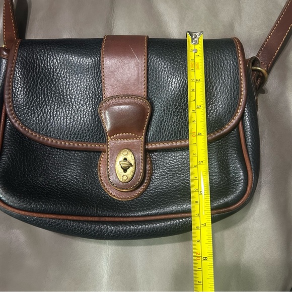 COACH Vintage Sheridan Mayfield Bag in Black & Tan USA US 4224 VTG Crossbody - Picture 9 of 16